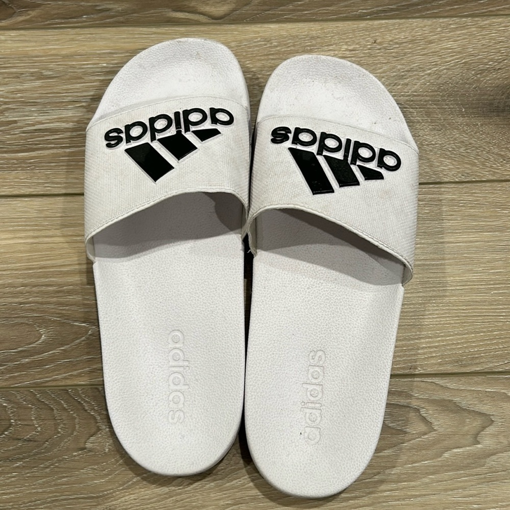 Adidas slides size cloudfoam 9